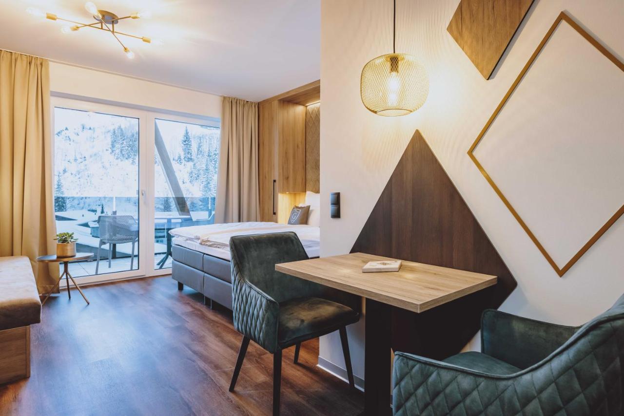 Glemm By Avenida Superior Hotel & Residences Σάαλμπαχ-Χίντεργκλεμ Εξωτερικό φωτογραφία